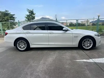 BMW 5 Series 2016, 130000 км, за 10299.63 USD