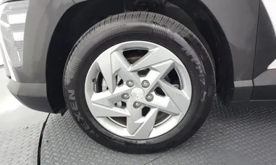 Hyundai Kona 2023, 51205 км, за 14769.59 USD