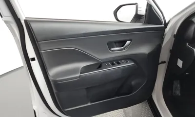 Hyundai Kona 2023, 51205 км, за 14651.29 USD - фото 24