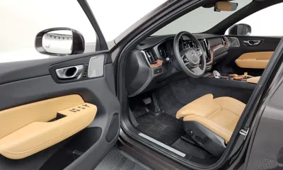 Volvo XC60 2024, 84339 км, за 27483.42 USD - фото 10