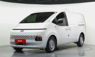 Hyundai Staria · 2022 год
