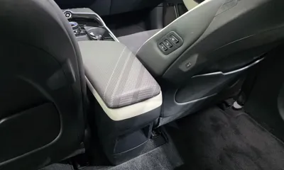 Kia EV6 2024, 56107 км, за 28733.01 USD - фото 33
