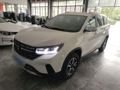 Forthing T5 · 2022 год