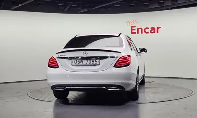Mercedes-Benz C-Class 2017, 186616 км, за 8379.38 USD