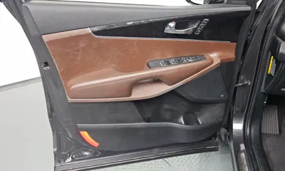 Kia Sorento 2015, 197066 км, за 5856.68 USD - фото 24