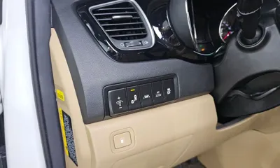 Kia Canival 2017, 124801 км, за 8326.84 USD - фото 18