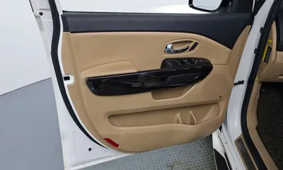 Kia Canival 2017, 124801 км, за 8326.84 USD - фото 24