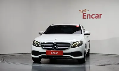 Mercedes-Benz E-Class 2019, 33438 км, за 17589.59 USD