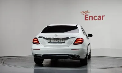 Mercedes-Benz E-Class 2019, 33438 км, за 17589.59 USD