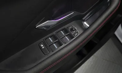 Jaguar E-Pace 2020, 45577 км, за 12247.56 USD - фото 27
