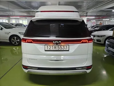Kia Canival 2023, 51672 км, за 25389.06 USD