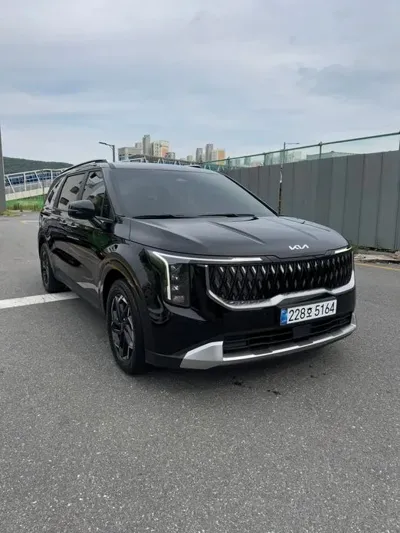 Kia Canival · 2025 год
