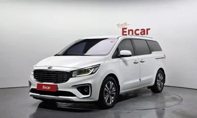 Kia Canival · 2020 год