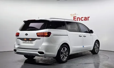 Kia Canival 2020, 137152 км, за 8391.15 USD