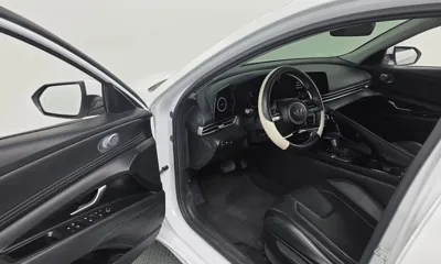 Hyundai Avante 2023, 90375 км, за 10874.52 USD - фото 10