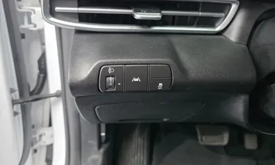 Hyundai Avante 2023, 90375 км, за 10874.52 USD - фото 20