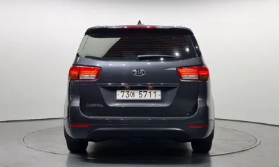 Kia Canival 2015, 105271 км, за 7922.03 USD