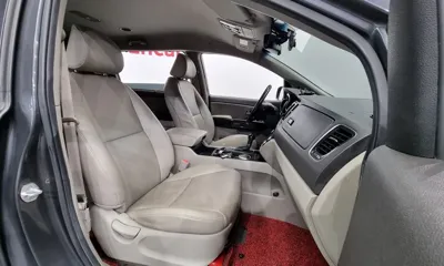 Kia Canival 2015, 105271 км, за 7870.55 USD - фото 10