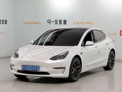 Tesla Model 3 · 2021 год