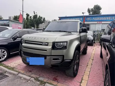 Land Rover Defender · 2022 год