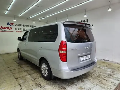Hyundai Starex 2010, 80430 км, за 3275.57 USD - фото 10