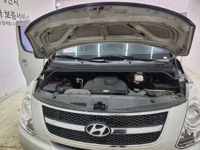Hyundai Starex 2010, 80430 км, за 3275.57 USD - фото 17