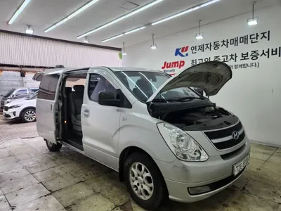 Hyundai Starex 2010, 80430 км, за 3275.57 USD - фото 19
