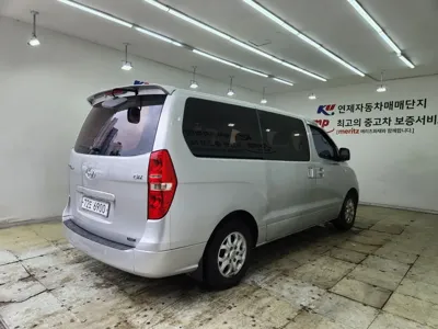 Hyundai Starex 2010, 80430 км, за 3275.57 USD - фото 20