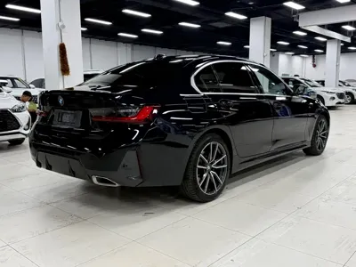 BMW 3 Series 2023, 29000 км, за 34401.92 USD