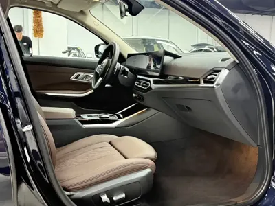 BMW 3 Series 2023, 29000 км, за 34401.92 USD - фото 20
