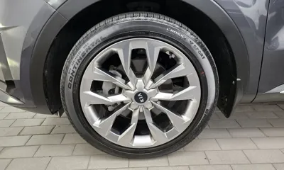 Kia Sorento 2021, 31658 км, за 16836.76 USD