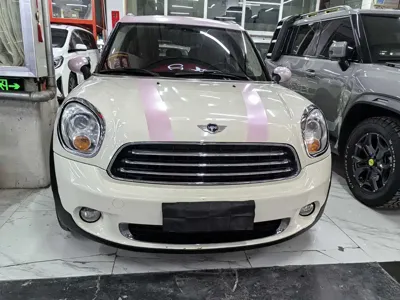 MINI Mini Countryman 2013, 100000 км, за 6249.55 USD