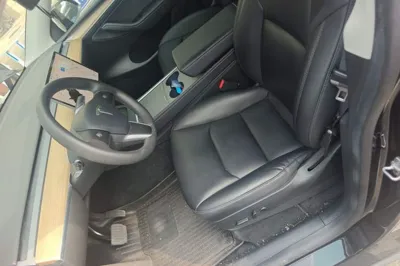 Tesla Model Y 2021, 56000 км, за 22808 USD - фото 12