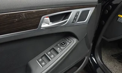 Genesis G80 2020, 144050 км, за 8395.03 USD - фото 29