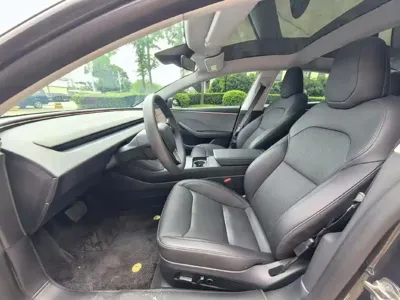 Tesla Model 3 2024, 20000 км, за 24647.78 USD