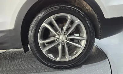 Hyundai Santafe 2016, 139846 км, за 8664.83 USD