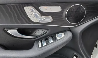 Mercedes-Benz GLC-Class 2019, 79267 км, за 18566.79 USD - фото 19