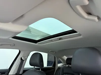 Volkswagen 帕萨特插电混动 2022, 56000 км, за 11738.8 USD