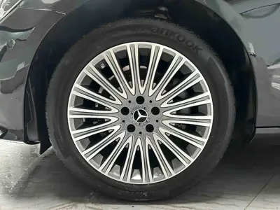 Mercedes-Benz E-Class 2022, 38000 км, за 38483.28 USD