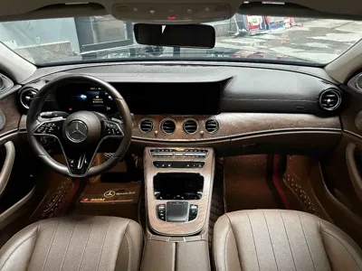 Mercedes-Benz E-Class 2022, 38000 км, за 38483.28 USD