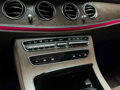 Mercedes-Benz E-Class 2022, 38000 км, за 38426.79 USD - фото 17