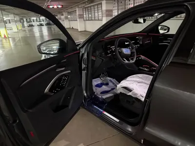 Audi Q5 2025, 20 км, за 52882.11 USD - фото 8