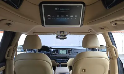 Kia Canival 2019, 73856 км, за 15960.92 USD - фото 19