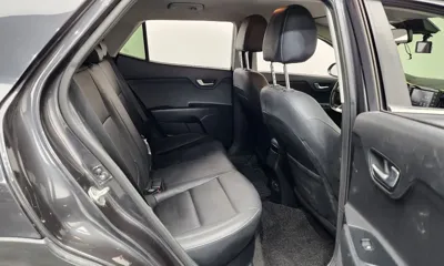 Kia Stonic 2018, 124066 км, за 5645.27 USD - фото 11