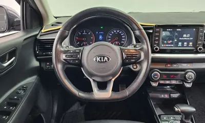 Kia Stonic 2018, 124066 км, за 5645.27 USD - фото 13