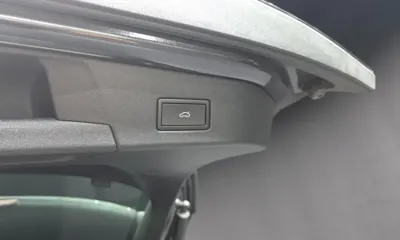 Volkswagen ID.4 2022, 131813 км, за 17557.91 USD - фото 32