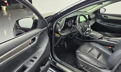 Hyundai Grandeur 2020, 68919 км, за 15460.85 USD - фото 11