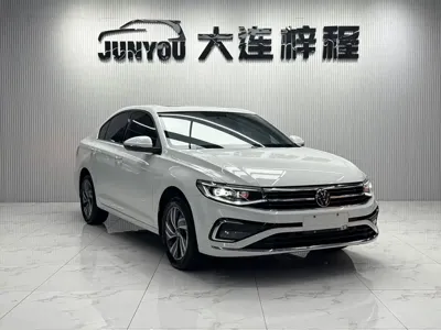 Volkswagen Bora 2023, 30000 км, за 11362.05 USD