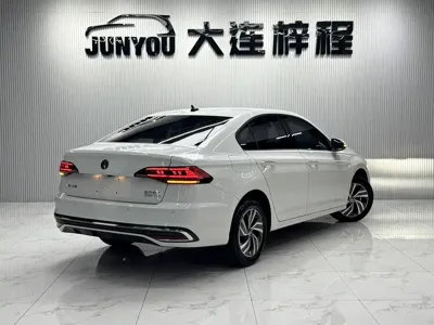 Volkswagen Bora 2023, 30000 км, за 11362.05 USD