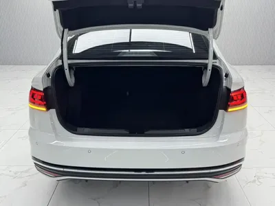Volkswagen Bora 2023, 30000 км, за 11345.38 USD - фото 9